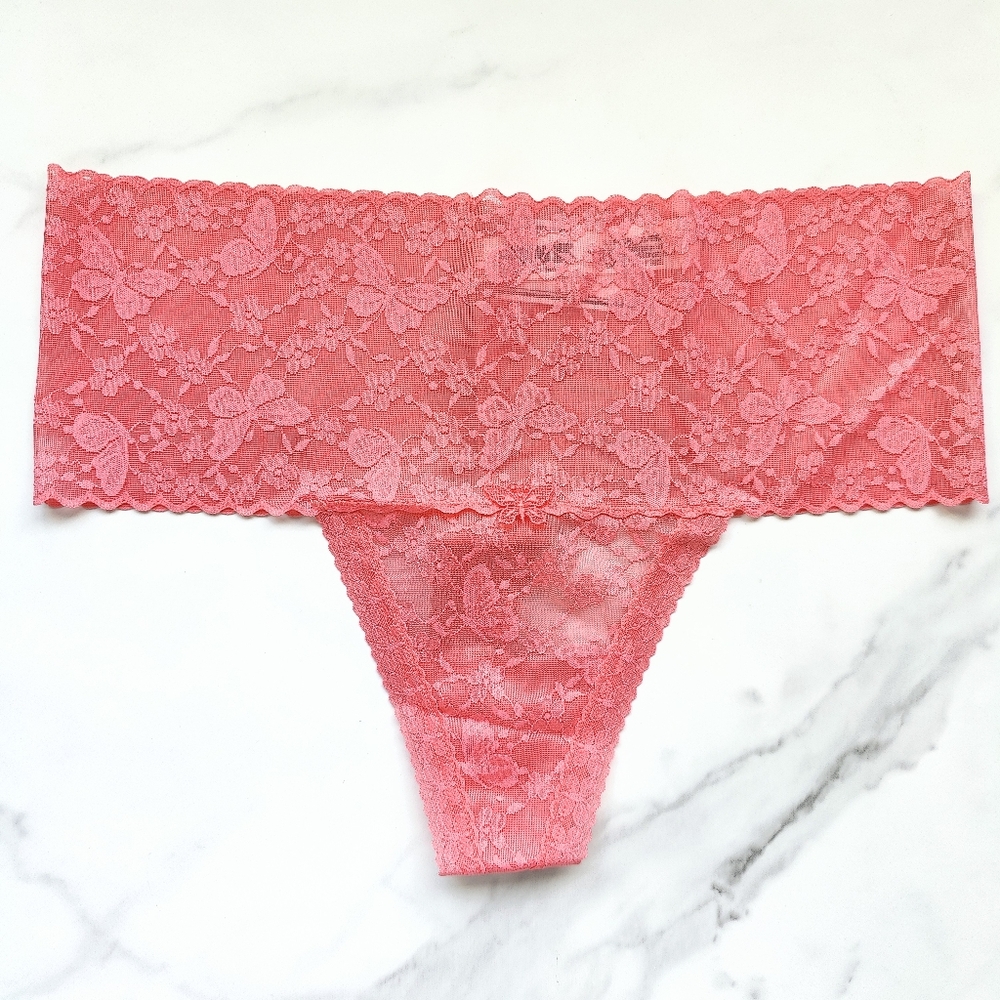 NWT PINK VICTORIA'S SECRET WINK WIDE-WAIST BUTTERFLY LACE THONG PANTY IN CRAZY F